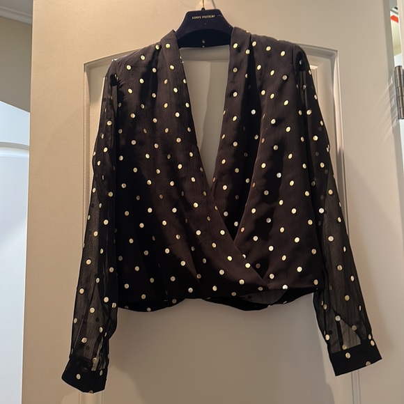 NWOT For Lovers + Friends Revolve Polka Dot Top Size Small - Picture 8 of 8